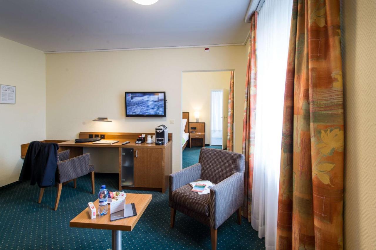 Best Western Plus Hotel Bahnhof Schaffhausen Luaran gambar