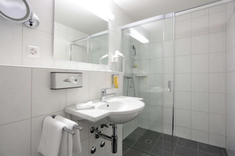 Best Western Plus Hotel Bahnhof Schaffhausen Luaran gambar