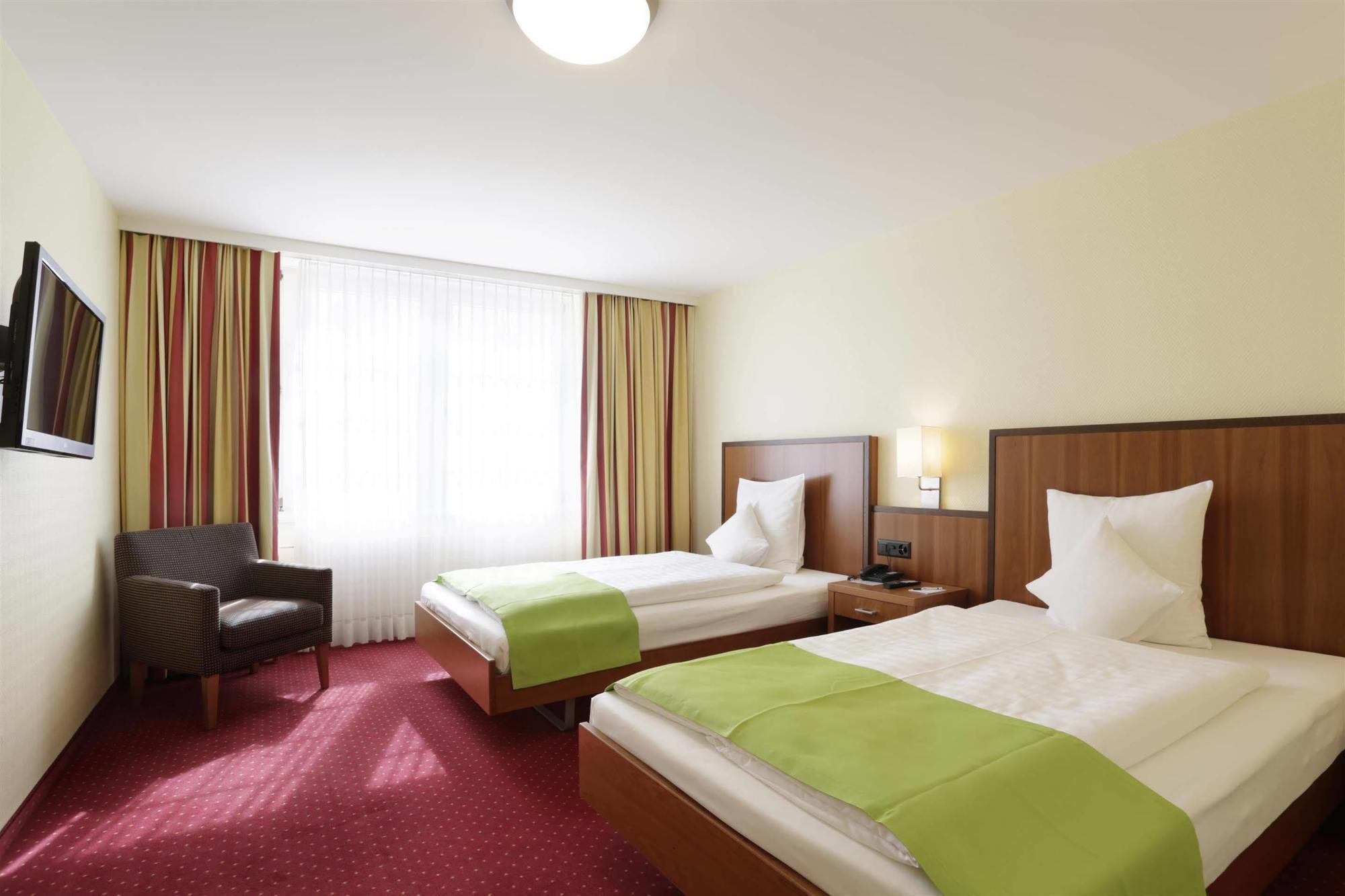 Best Western Plus Hotel Bahnhof Schaffhausen Luaran gambar